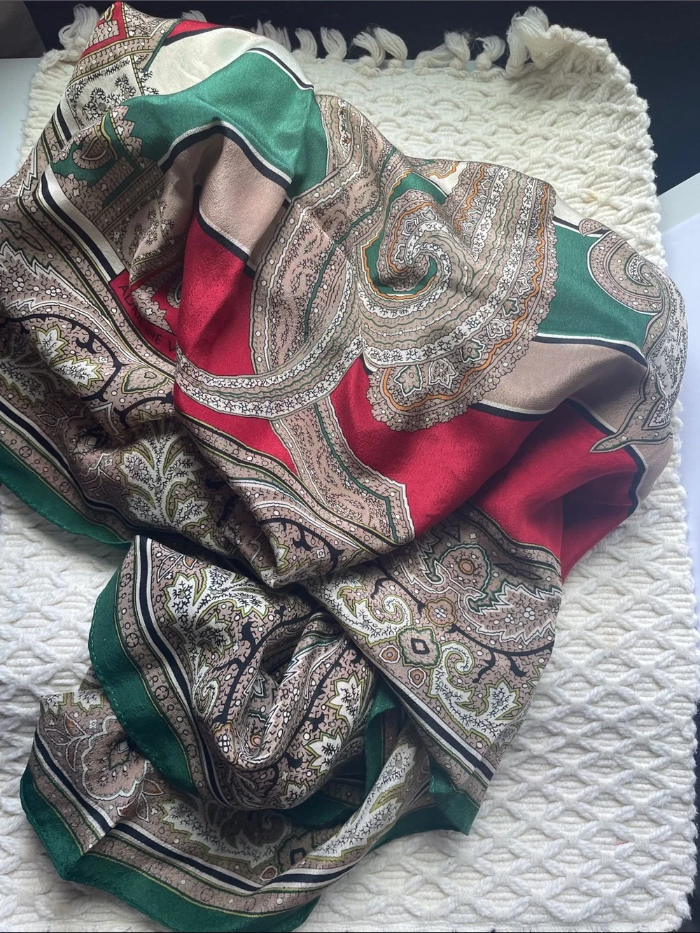 VTG A VITTADINI SILK SCARF